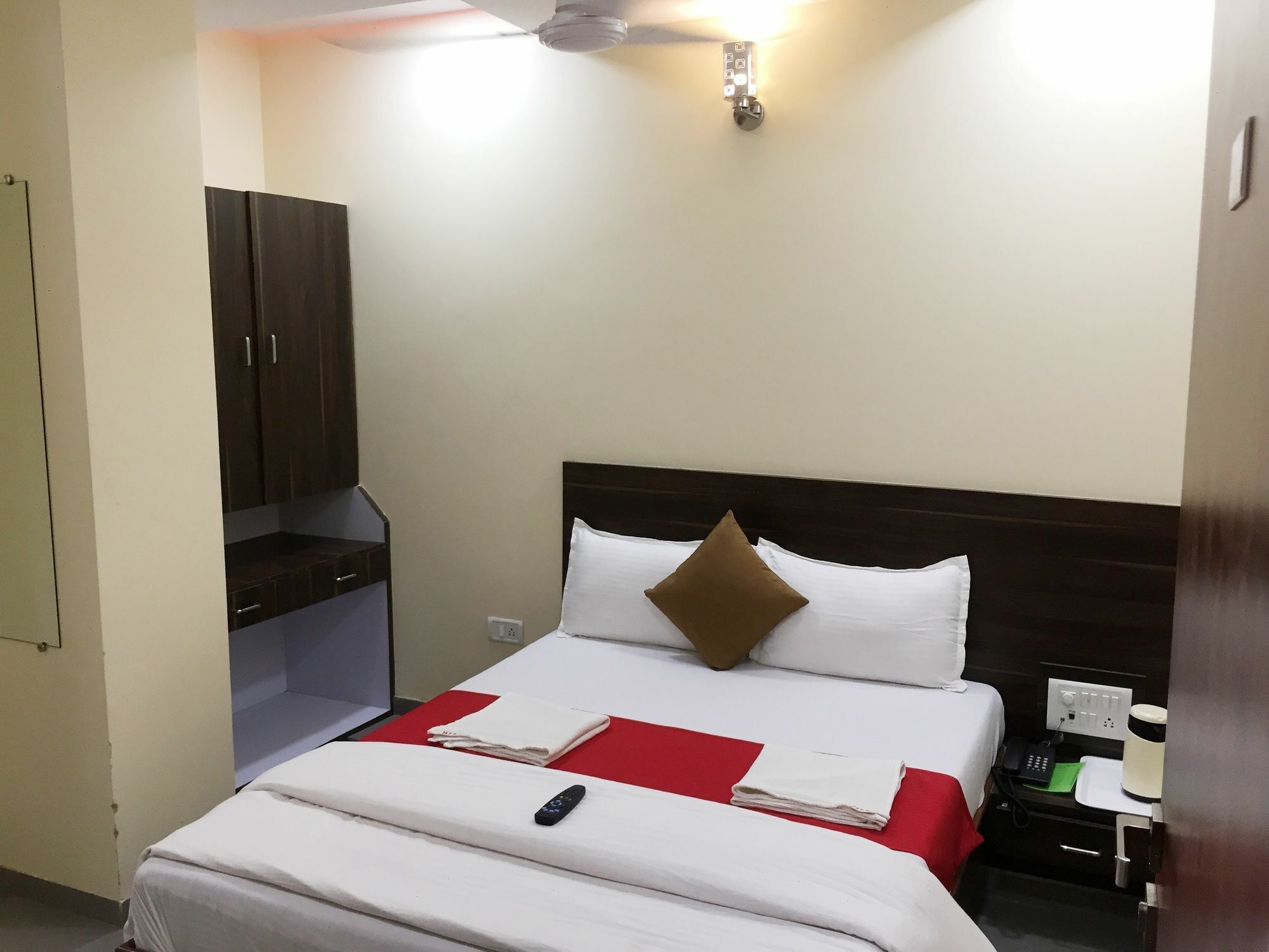 Terminus Square Hotel Kurla Exterior photo