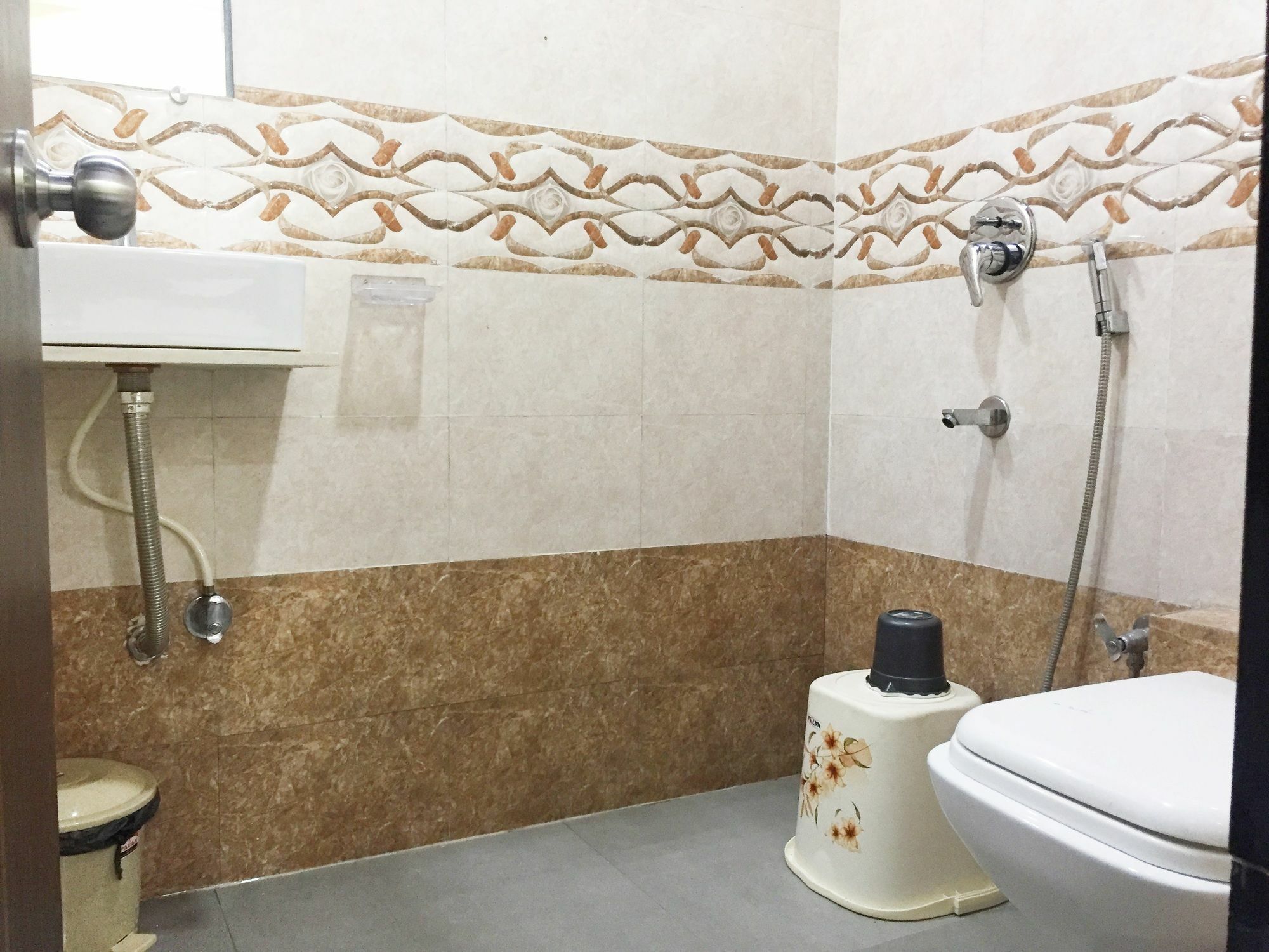 Terminus Square Hotel Kurla Exterior photo